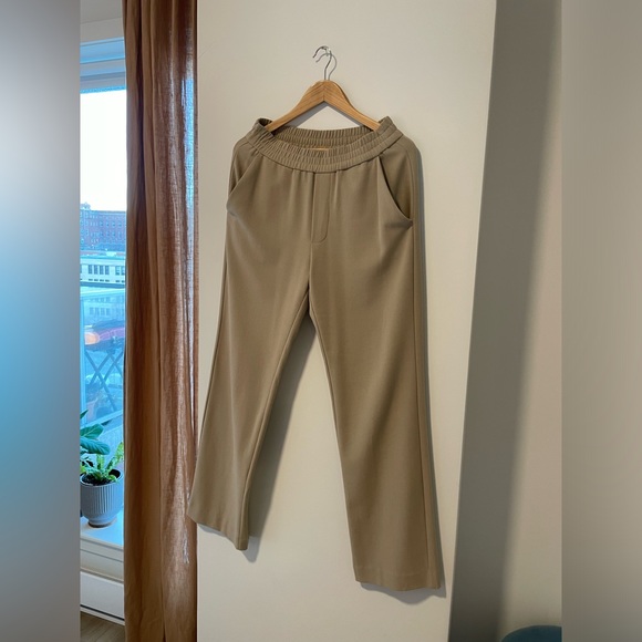 Loose comfortable trouser - Picture 4 of 7